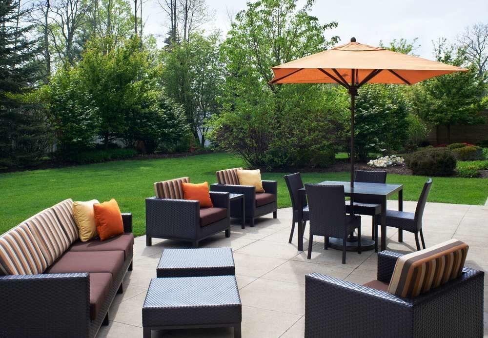 Courtyard Cleveland Airport South Middleburg Heights Exterior foto